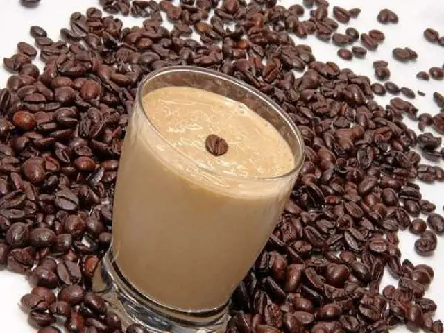cafe-com-chocolate-gelado-leite-em-po-com-cappuccino-caseiro-normal-mistura-para