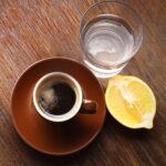 café-quantos—quilos-em-jejum-como-fazer-limão-agua-quente-para-emagrecer