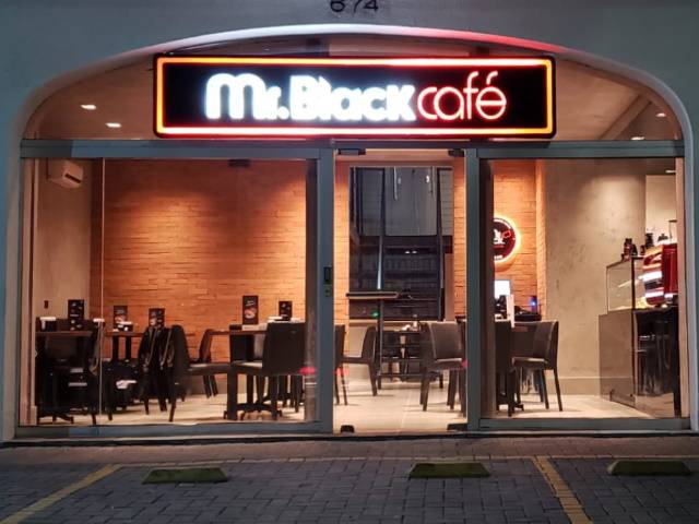 cafeteria-mr-black-cafe