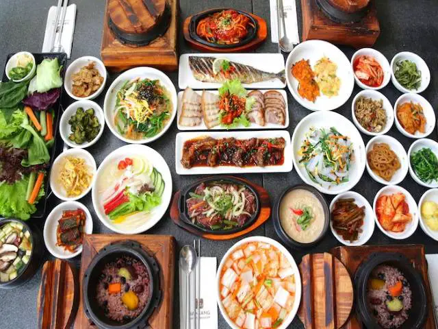receitas-coreanas-comida-kimbap