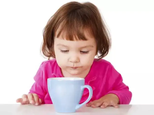 Criança- de- 1- ano -pode- tomar -café