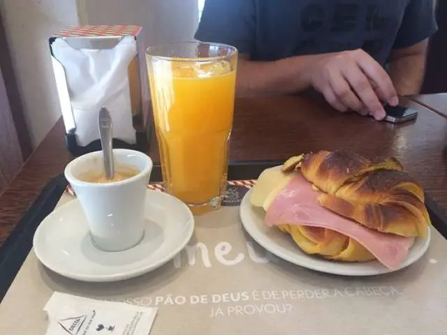 como-se-diz-cafe-da-manha-em-portugal