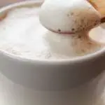espuma-de-cafe-cremoso-3-ingredientes-como-fazer-leite-na-maquina