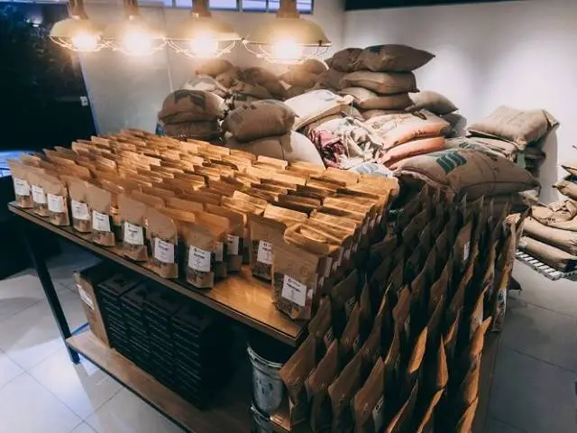 processo-de-producao-do-cafe-empacotamento