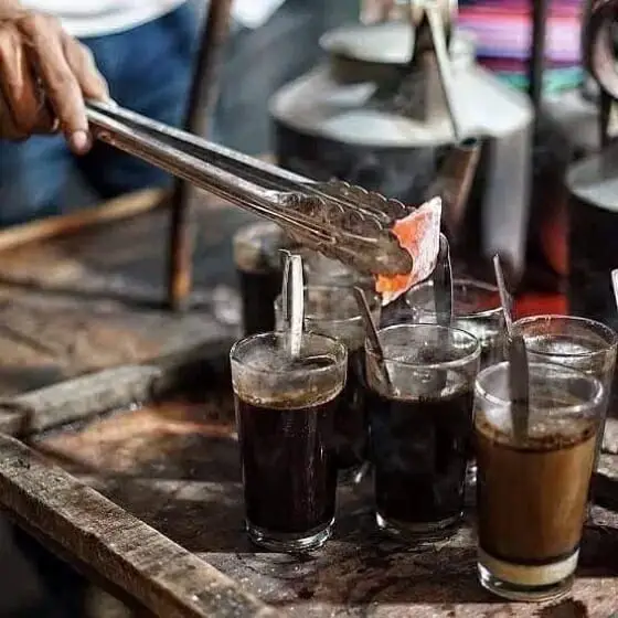 Kopi -Joss -Café -com- Carvão- da -Indonésia