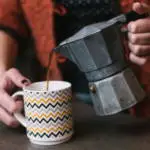 coador-de-como-medidas-para-sache-de-saco-no-fogao-pilao-na-cafeteira tradicional