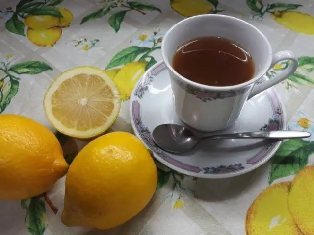 Bebê -pode- tomar -chá -de- limão