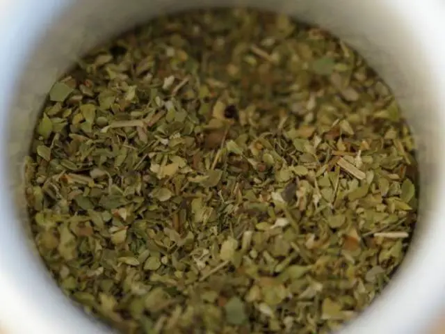 Chá- de -Limão- e -Orégano -faz -mal