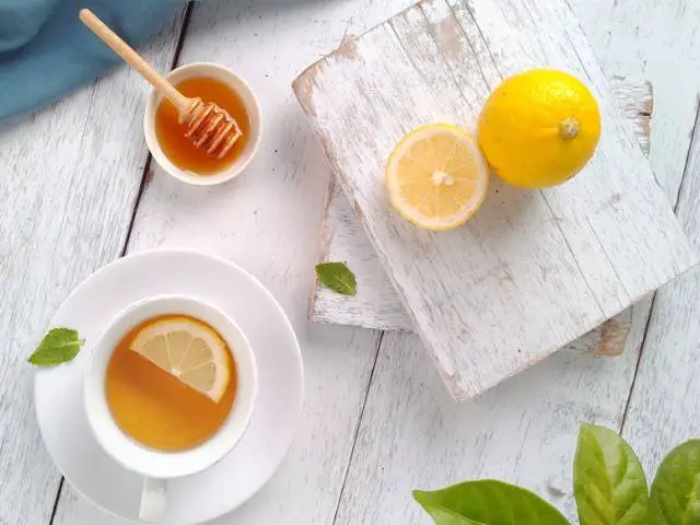 Quais -são- os -sabores -do- Chá -de- Limão- Guaco- Gengibre- e -Mel